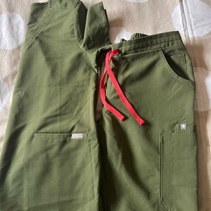 Figs scrubs top and bottom